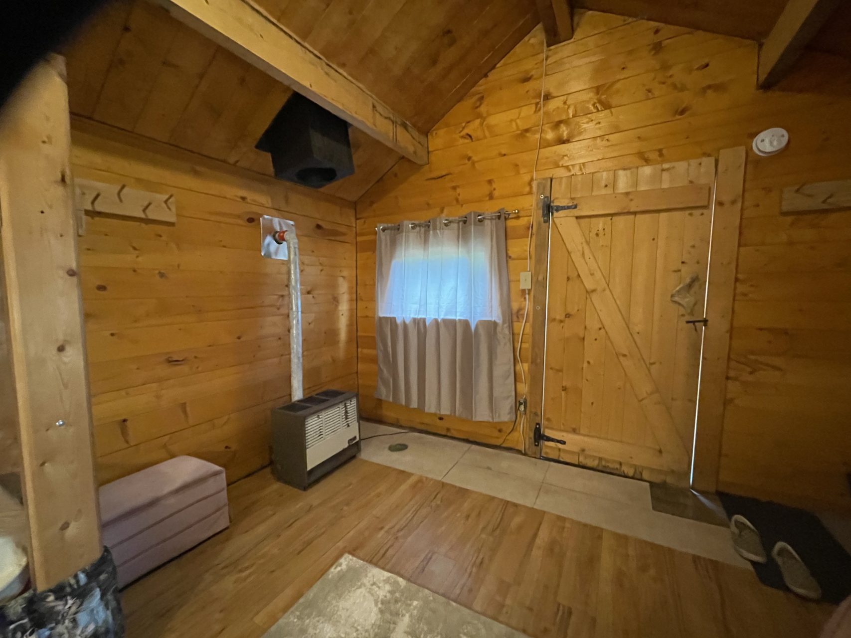 Cariboo Cabin Cameron Ridge